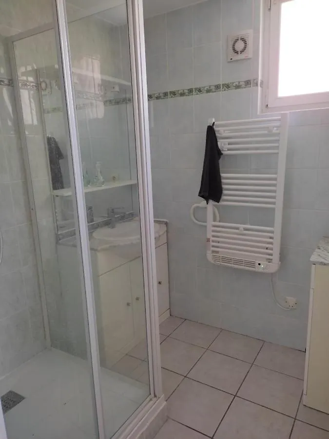 Appartement Calme Et Cosy Avignon 0*,  France